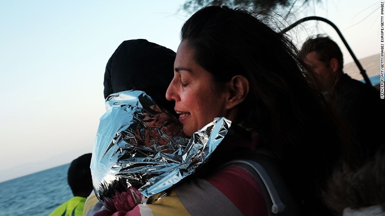 Refugees Entering EU Reaches 1 Million In 2015 Report