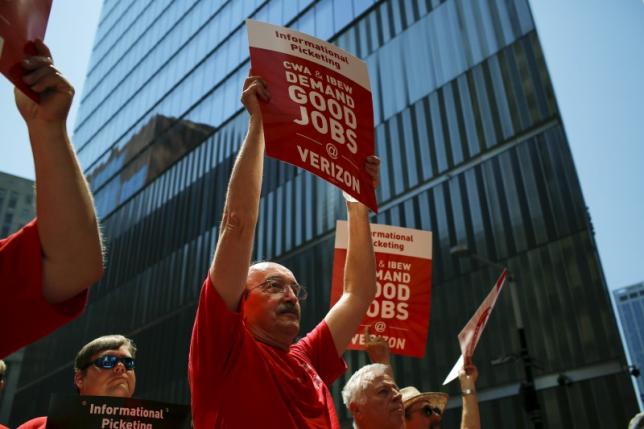 40K Verizon Wireline Employees On Strike Over Healthcare Pension Issues