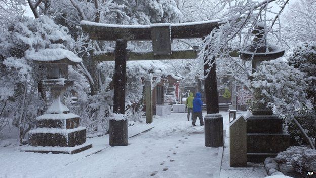 Japan Gets Snowfall After 54 Years Temperature 1 Degree Fahrenheit In Nakashibetsu