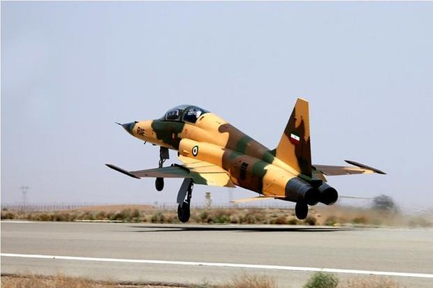 Iran Tests First Domestic Fighter Jet Rouhani Said It Is For Lasting Peace