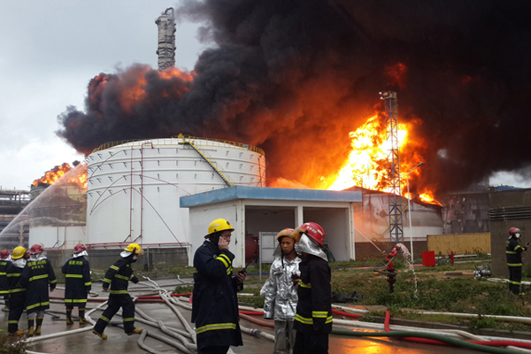 Blast at pesticide plant in China Half ton killed